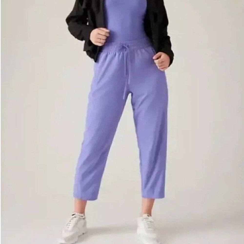 Athleta Size 4 NWOT Womens Arrival Straight Leg Ankle Pants Adonis Purple Blue